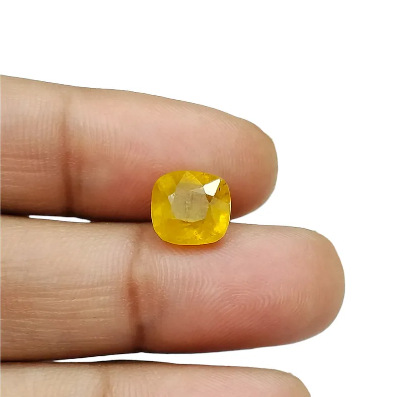 Yellow Sapphire-3.42 Carat (3.75 Ratti)-Origin-Bangkok
